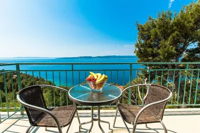 Image de Appartement de vacances Brela pour 1 - 5 personnes avec 2 chambres Ă coucher - Maison de vacances