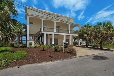 Image de 🌅 Let's Do Sunset - Dock, Gulf Access, Sunset Deck + Pet Friendly 🐾
