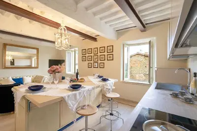 Image de Maison de vacances Pescia pour 1 - 6 personnes avec 3 chambres à coucher - Maison de vacances