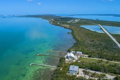 Image de Beachside @ Torchview Waterfront Retreat