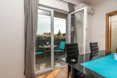 Image de Appartement de vacances Okrug Gornji pour 1 - 4 personnes avec 1 chambre Ă coucher - Logement de vac