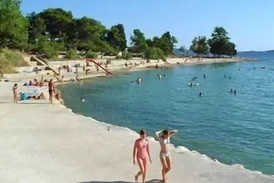 Image de Appartement de vacances Bibinje pour 5 - 6 personnes avec 3 chambres Ă coucher - Logement de vacance