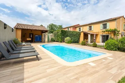Image de Maison de vacances Taillades pour 2 - 6 personnes avec 3 chambres Ă coucher - Maison de vacances
