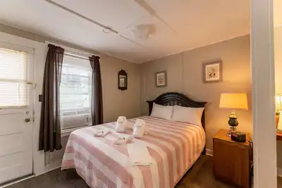 Image de The Bungalow Summary: