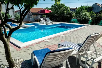 Image de Maison de vacances Orebić pour 1 - 12 personnes avec 6 chambres à coucher - Maison de vacances