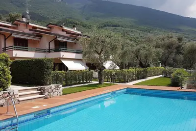 Image de Appartement de vacances Brenzone pour 1 - 5 personnes avec 2 chambres Ă coucher - Logement de vacanc