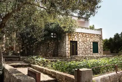 Image de Maison de vacances Supetar pour 1 - 4 personnes avec 2 chambres Ă coucher - Maison de vacances