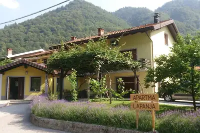 Image de Appartement de vacances Donja Trebusa pour 1 - 4 personnes avec 2 chambres à coucher - Maison mitoye