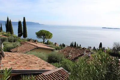 Image de Maison de vacances Gardone Riviera pour 1 - 6 personnes avec 3 chambres à coucher - Maison mitoyenne