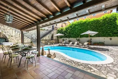 Image de Casa Indipendente piu un Appartamento Piano Terra con Piscina