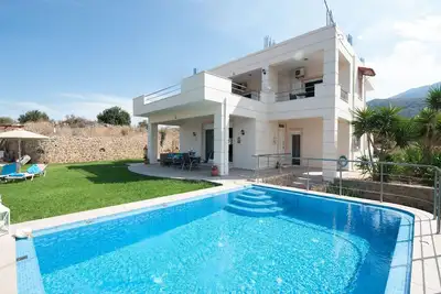 Image de Maison de vacances Georgioupoli pour 1 - 10 personnes avec 4 chambres Ă coucher - Maison de vacances