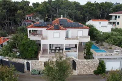 Image de Appartement de vacances Rogac pour 4 personnes avec 1 chambre Ă coucher - Maison de vacances