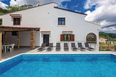 Image de Maison de vacances Liganj pour 1 - 15 personnes avec 6 chambres Ă coucher - Maison de vacances