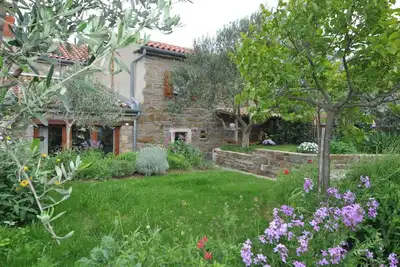 Image de Maison de vacances Secovlje pour 1 - 4 personnes avec 2 chambres à coucher - Maison jumelée
