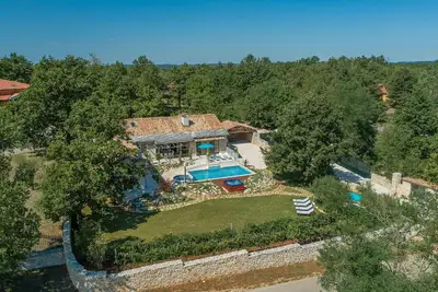 Image de Maison de vacances Pazin pour 1 - 14 personnes avec 6 chambres à coucher - Maison de vacances