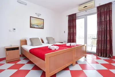 Image de Appartement de vacances Tivat pour 2 personnes - Maison jumelée