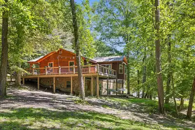Image de Creekside Cabin/Private Hot Tub/Lake
