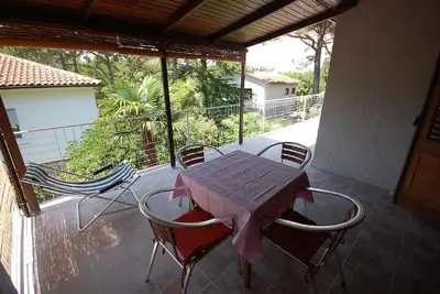 Image de Appartement de vacances Njivice pour 1 - 4 personnes avec 1 chambre à coucher - Appartement de vacan