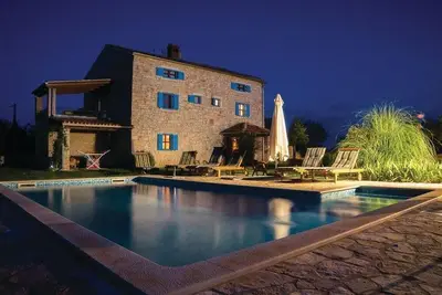 Image de Maison de vacances Gajana pour 1 - 8 personnes avec 4 chambres à coucher - Maison de vacances