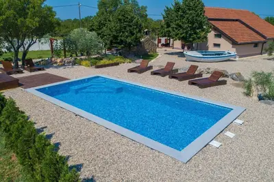 Image de Maison de vacances Smrdelje pour 1 - 11 personnes avec 4 chambres Ă coucher - Maison de vacances