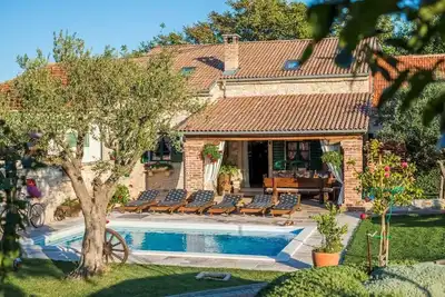 Image de Maison de vacances Zemunik pour 1 - 10 personnes avec 4 chambres Ă coucher - Maison de vacances