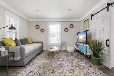 Image de Modern Duplex | Downtown | Ac | Walkable |