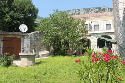 Image de Maison de vacances Grižane pour 5 personnes avec 3 chambres à coucher - Maison de vacances