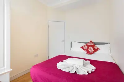 Image de Appartement-de Luxe-Salle de bain privée séparée-4