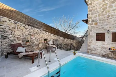 Image de Maison de vacances Vrana pour 1 - 8 personnes avec 3 chambres Ă coucher - Maison de vacances