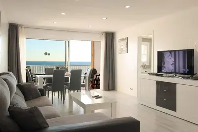 Image de Appartement de vacances Pineda de Mar pour 1 - 6 personnes avec 3 chambres à coucher - Logement de v