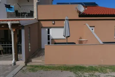 Image de Appartement de vacances Baška pour 1 - 4 personnes avec 2 chambres à coucher - Logement de vacances