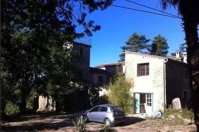 Image de Maison de vacances St Laurent le Minier pour 1 - 8 personnes avec 3 chambres à coucher - Maison de v