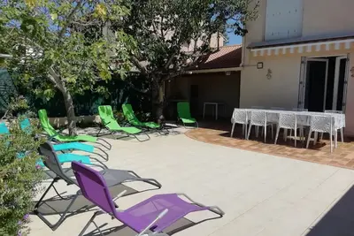 Image de Maison au calme proche de la plage, idéale pour les familles