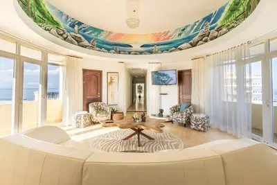 Image de Acqua Penthouse 801 - Style and Views Galore!