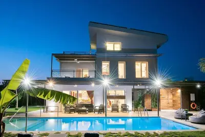 Image de Maison de vacances Roitika pour 1 - 18 personnes avec 4 chambres à coucher - Maison de vacances