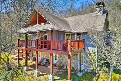 Image de 40-Acre Ski Retreat w/ Hot Tub in Banner Elk!