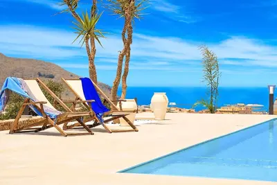 Image de Maison de vacances Yeoryioupolis Kriti pour 1 - 17 personnes avec 5 chambres à coucher - Maison de v