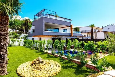 Image de Appartement de vacances Crikvenica pour 1 - 4 personnes avec 1 chambre à coucher - Maison de vacance
