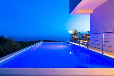 Image de Maison de vacances Makarska pour 1 - 6 personnes avec 3 chambres à coucher - Domicile de vacance de