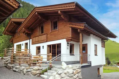 Image de Confortable appartement dans une maison de vacances avec Wifi, Tv, terrasse et parking