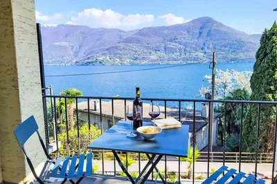 Image de Agréable appartement pour 4 personnes avec Wifi, Tv, terrasse, vue panoramique et parking