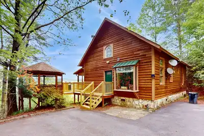 Image de Riverfront Home with High-Speed WiFi, Central Ac, & Fishing Dock