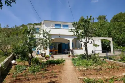 Image de Maison de vacances Grohote pour 1 - 5 personnes avec 3 chambres à coucher - Maison mitoyenne
