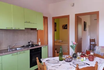 Image de Appartement de vacances Santa Domenica pour 1 - 5 personnes avec 2 chambres à coucher - Ferme