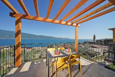 Image de Appartement de vacances Gargnano pour 4 personnes avec 2 chambres Ă coucher - Maison mitoyenne