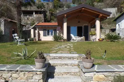 Image de Maison de vacances Lesa pour 1 - 4 personnes avec 1 chambre à coucher - Maison de vacances