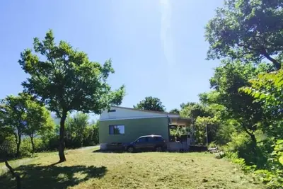 Image de Maison de vacances Vrlika pour 1 - 4 personnes avec 2 chambres Ă coucher - Maison de vacances
