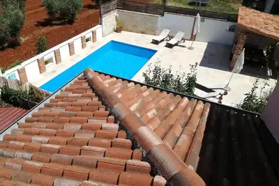 Image de Maison de vacances Novigrad pour 1 - 8 personnes avec 4 chambres à coucher - Maison de vacances
