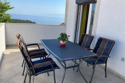 Image de Appartement de vacances Mali Lošinj pour 1 - 5 personnes avec 2 chambres à coucher - Maison mitoyenn