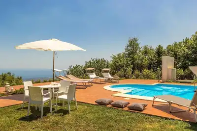 Image de Maison de vacances Mascali pour 1 - 6 personnes avec 3 chambres Ă coucher - Maison de vacances